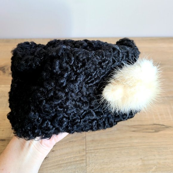 Vintage real fur pillbox black Persian lam hat with mink detail on the side. - Picture 5 of 7